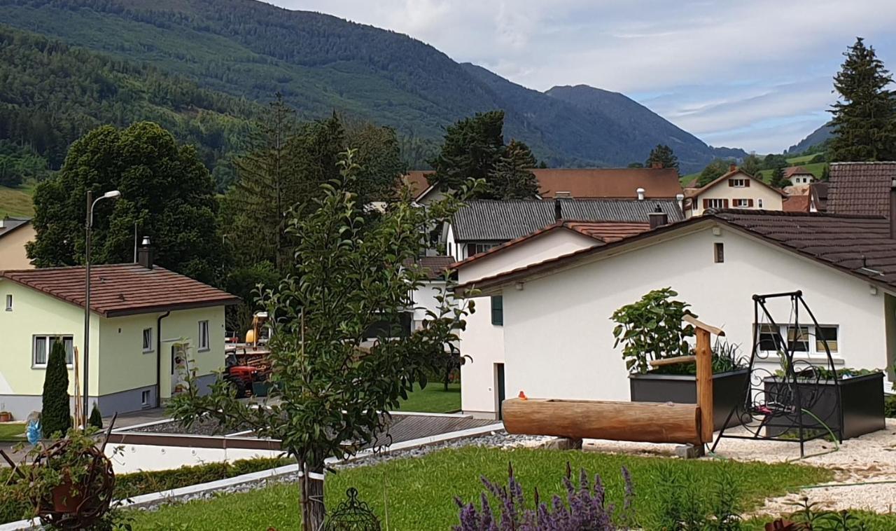 Hotel Gasthof Kreuz Welschenrohr Exterior foto